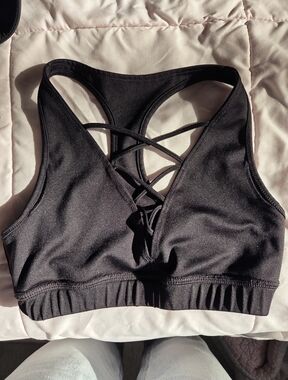 Mika Yoga Wear Sexy Black Strappy Sports Bra